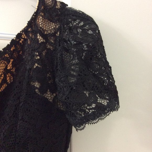 Custom unique black lace fitted mini dress - Picture 4 of 6